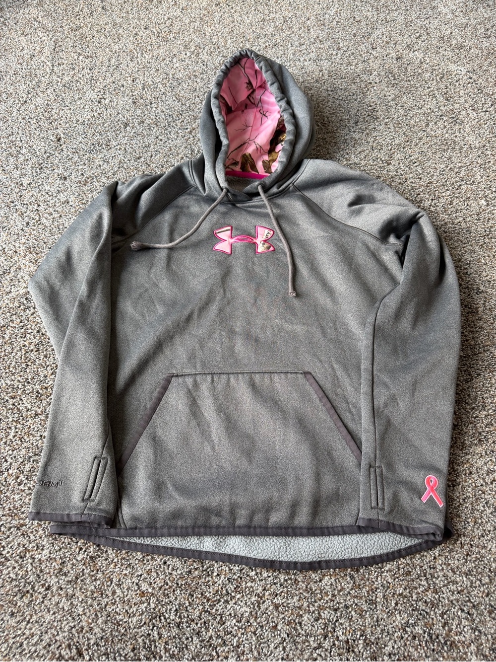 Under Armour Storm Realtree Pink Ribbon Hoodie Womens M Gray Camo Breast Cancer